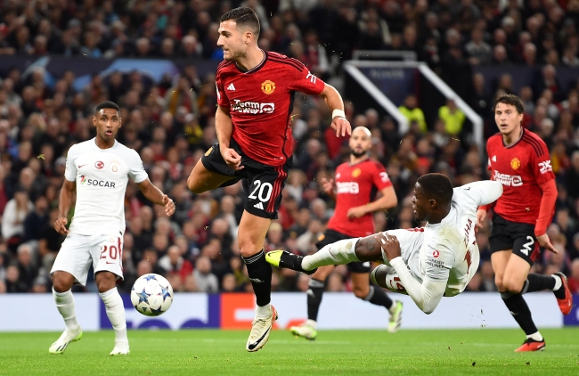 GALATASARAY İLE MANCHESTER UNİTED 8. RANDEVUDA