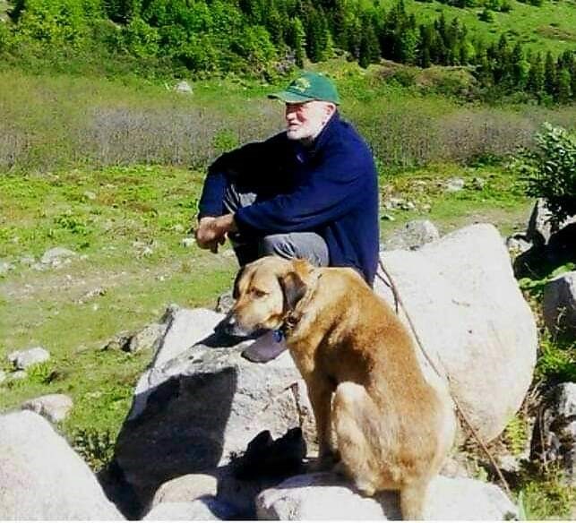 KAZA YAPTIĞI ARAÇTA SAATLER SONRA ÖLÜ BULUNDU