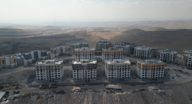 ŞANLIURFA'DA DEPREM KONUTLARI HIZLA YÜKSELİYOR