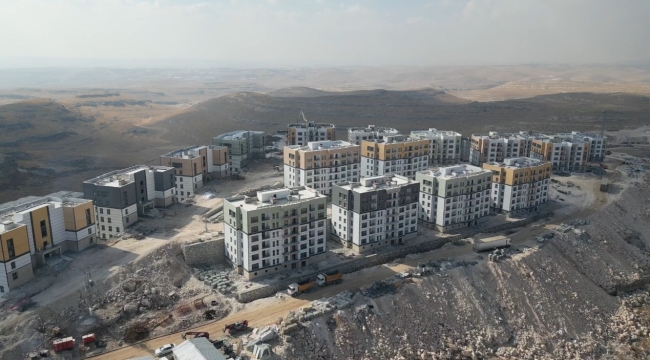 ŞANLIURFA'DA DEPREM KONUTLARI HIZLA YÜKSELİYOR