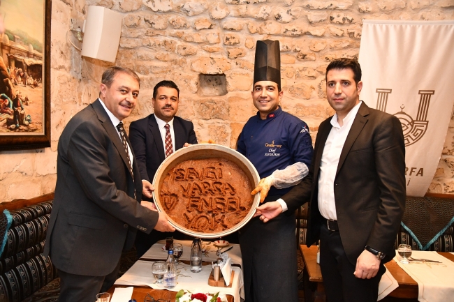 VALİ ŞILDAK ENGELLİLERLE BİR ARAYA GELDİ