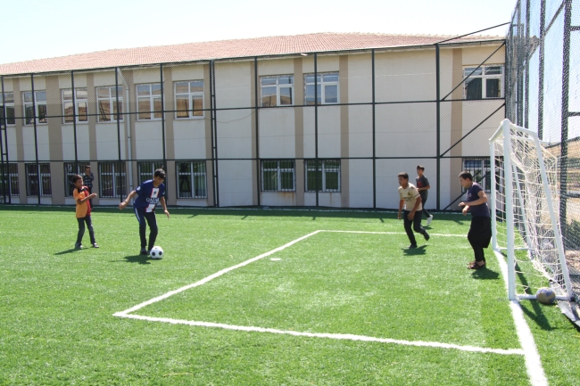 BAŞKAN CANPOLAT’TAN SPOR ALANINDA ÖNEMLİ YATIRIM