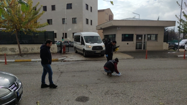 KARAKOL ÇIKIŞI İKİ GRUP ARASINDA KAVGA: 1 ÖLÜ, 2 YARALI