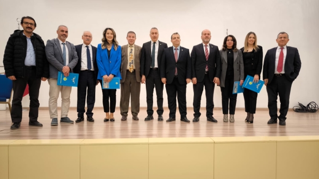 HARRAN ÜNİVERSİTESİ’NDE BAĞIMLILIKLA MÜCADELEYE DİKKAT ÇEKİLDİ