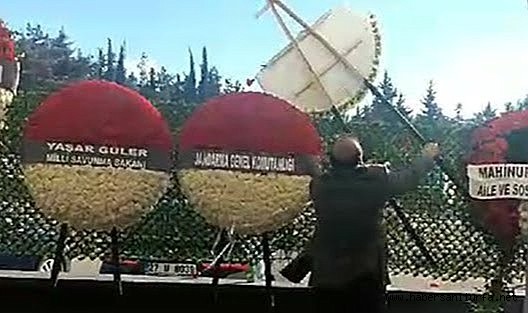 URFALI ŞEHİDİN CENAZESİNDE CHP LİDERİ ÖZGÜR ÖZEL'E SERT TEPKİ! TÖRENDEN ATILDI...