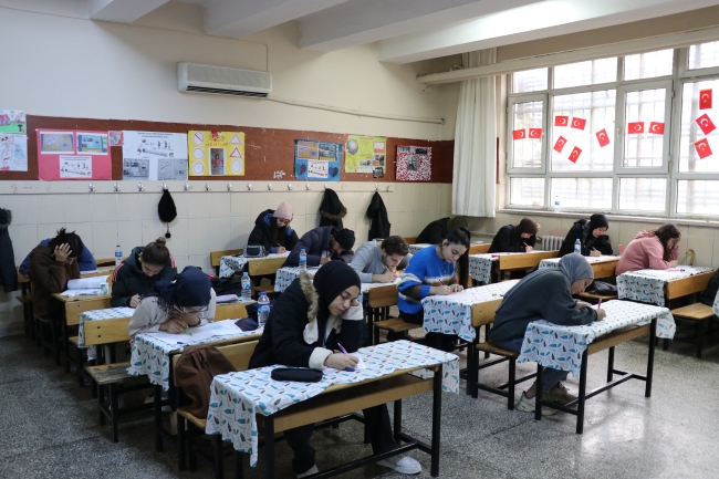 BAŞKAN CANPOLAT’IN EĞİTİM DESTEKLERİYLE GENÇLER ÜNİVERSİTELİ OLUYOR