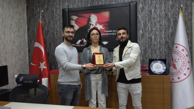 HASTANE KORİDORLARINI ÇİZGİ FİLM KARAKTERLERİ İLE RENKLENDİRDİLER