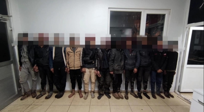 GÖÇMEN KAÇAKÇILIĞI OPERASYONU: 9 TUTUKLAMA