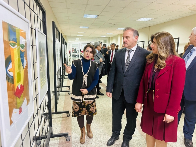 HARRAN ÜNİVERSİTESİ’NDE GENÇ MAĞAZA AÇILDI
