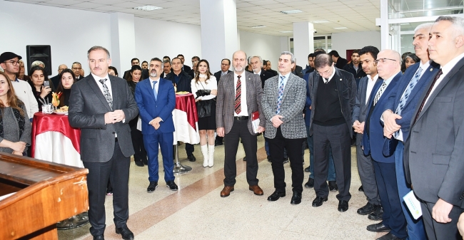 HARRAN ÜNİVERSİTESİ’NDE GENÇ MAĞAZA AÇILDI