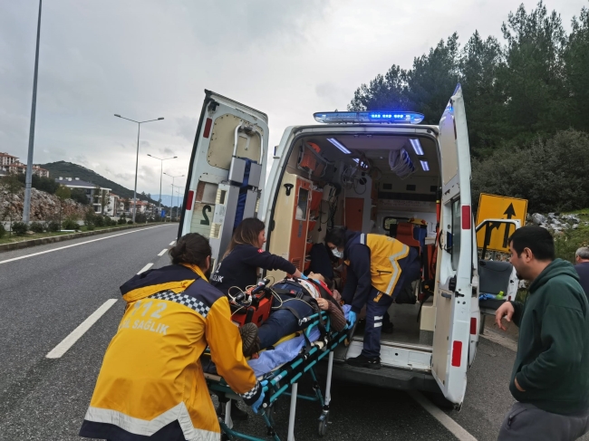 KAÇAN SÜRÜCÜ YAKALANDI, YARALI KADIN ÖLDÜ
