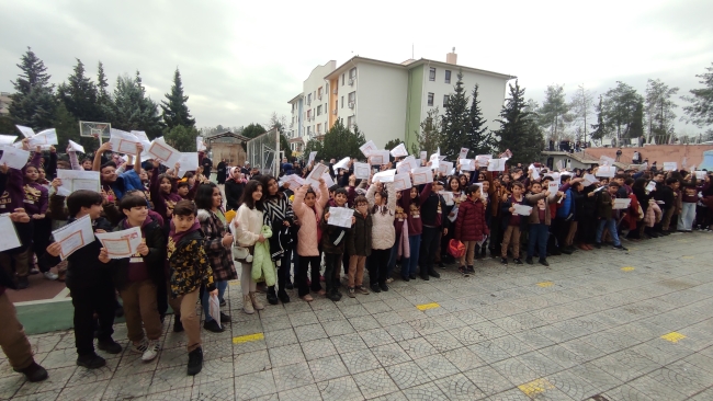 ŞANLIURFA'DA 747 BİN ÖĞRENCİ KARNE HEYECANI YAŞADI