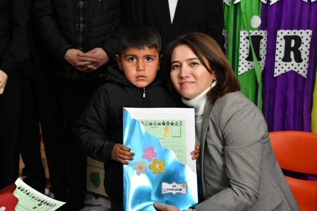 VALİ ŞILDAK, ÇUKURDORUÇ İLKOKULU’NDA ÖĞRENCİLERLE BULUŞTU