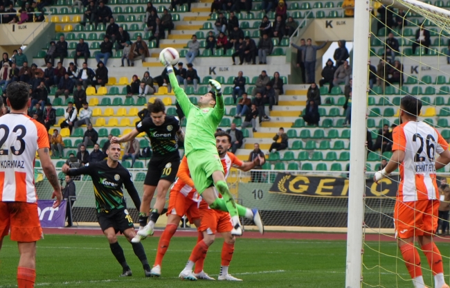 TRENDYOL 1. LİG: ŞANLIURFASPOR: 4 - ADANASPOR: 0