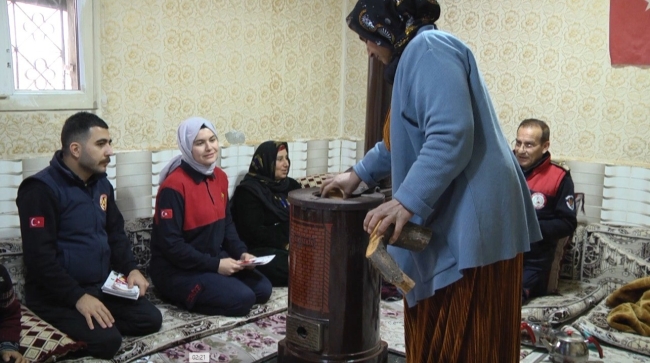 ZEHİRLENMELERE KARŞI İTFAİYEDEN UYGULAMALI UYARI