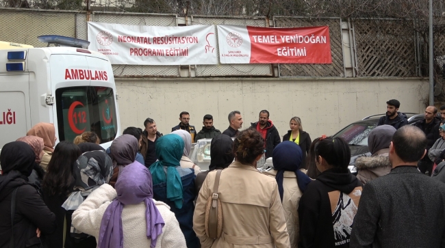 Sağlık personellerine NRP eğitimi verildi