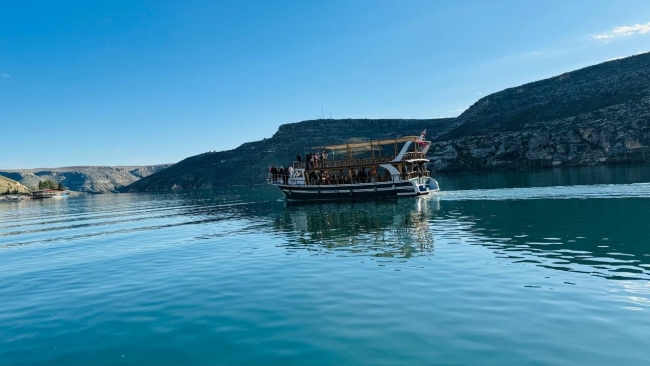 “SAKİN ŞEHİR” HALFETİ’DE YAZ MEVSİMİ YAŞANIYOR