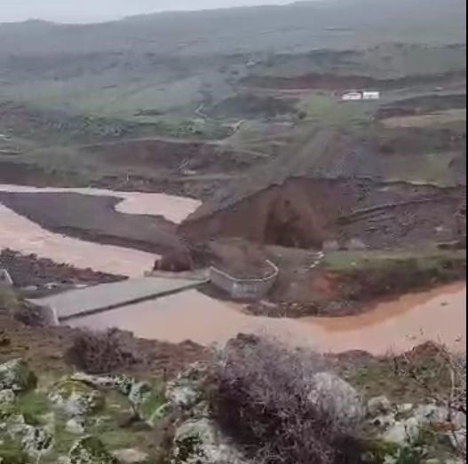 SİVEREK'TE ŞİDDETLİ YAĞIŞ NEDENİYLE SULAMA BARAJI PATLADI