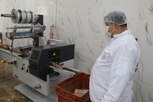 HALİLİYE BELEDİYESİ, GLUTENSİZ EKMEK ÜRETİMİ İLE ÇÖLYAKLILARIN YANINDA
