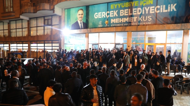 EYYÜBİYE'DE MUHTEŞEM COŞKULU BÜRO AÇILIŞI