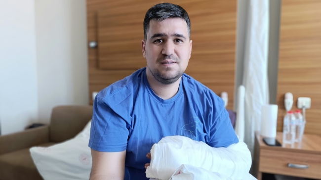 FABRİKA İŞÇİSİNİN KOPAN ELİ AMELİYATLA YERİNE DİKİLDİ