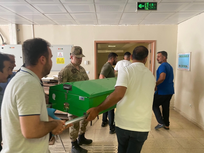 10 ÇOCUK BABASI SİLAHLI SALDIRIDA HAYATINI KAYBETTİ