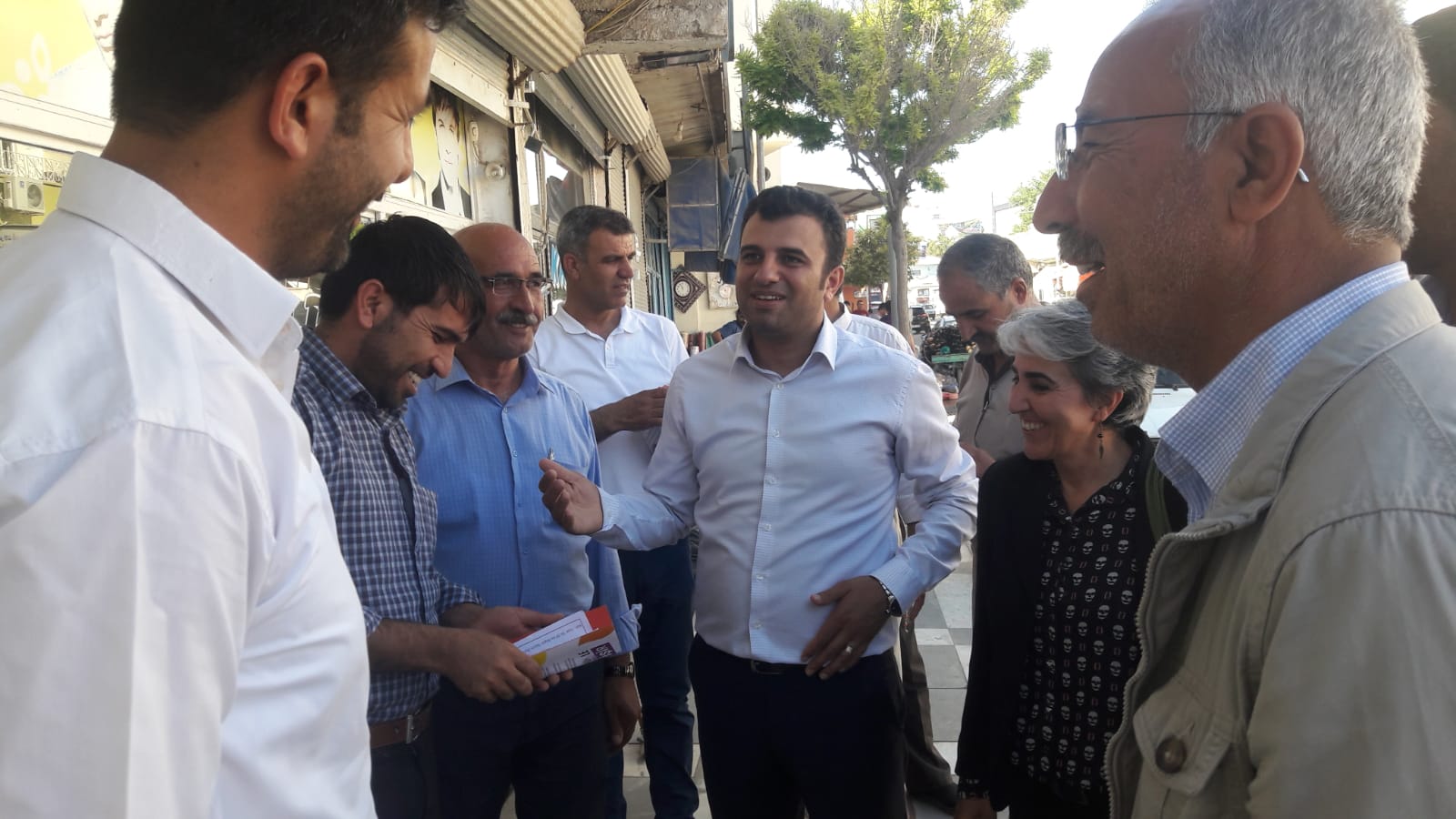 HDP Urfa’da dur durak bilmiyor