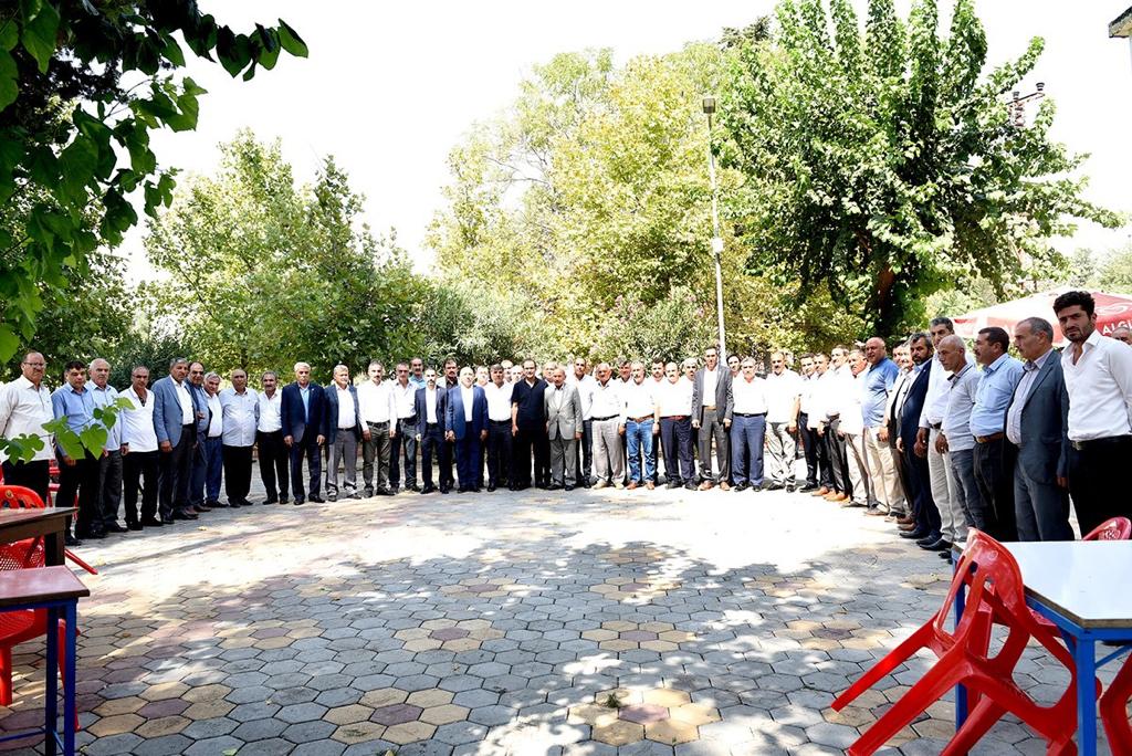 Başkan Muhtarlarla Kahvaltıda Buluştu