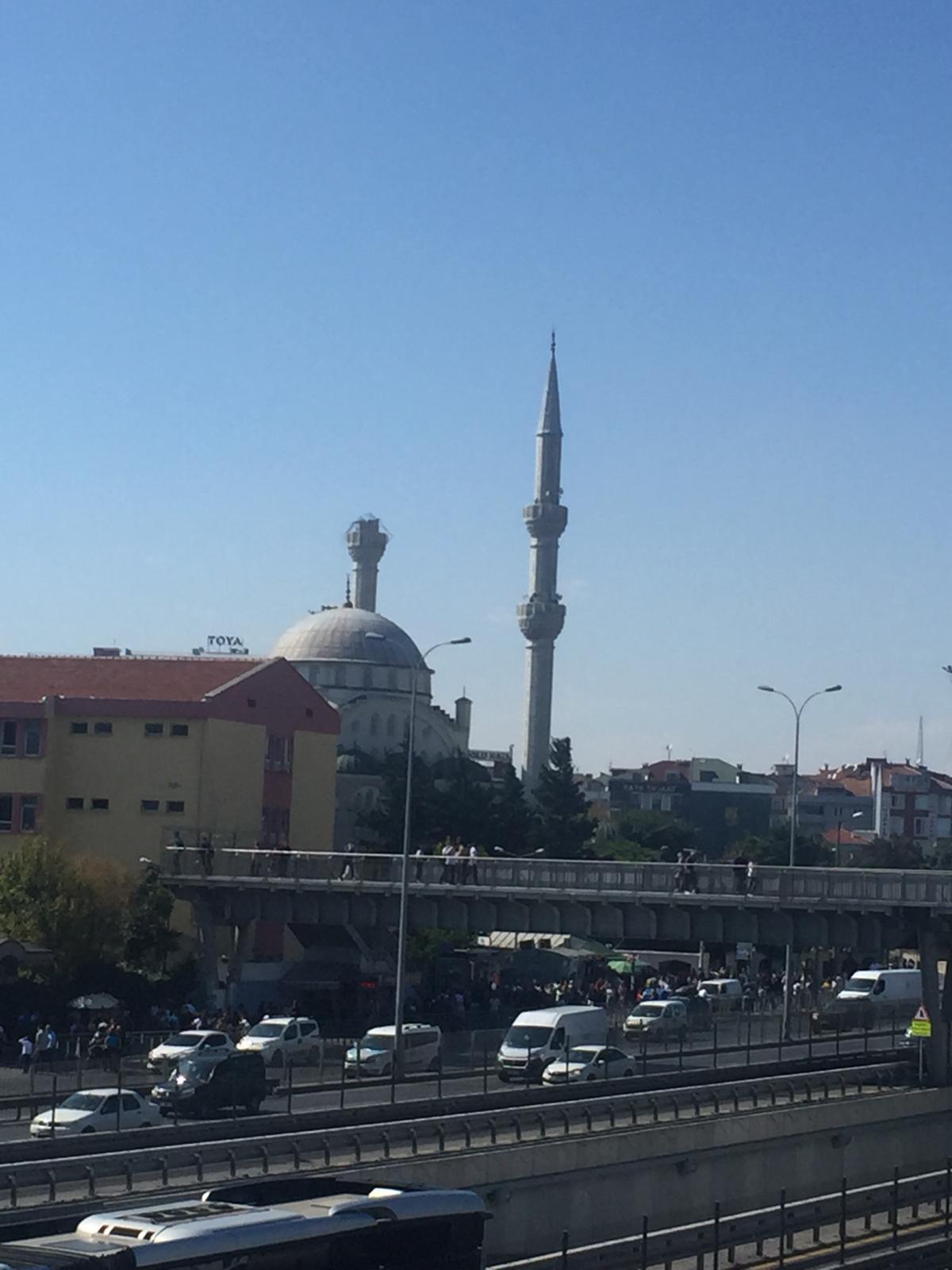 İstanbul depremle sarsıldı