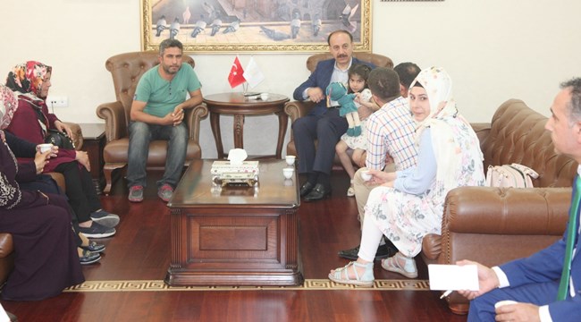 Hafta Sonunu Vatandaşlara Ayırdı