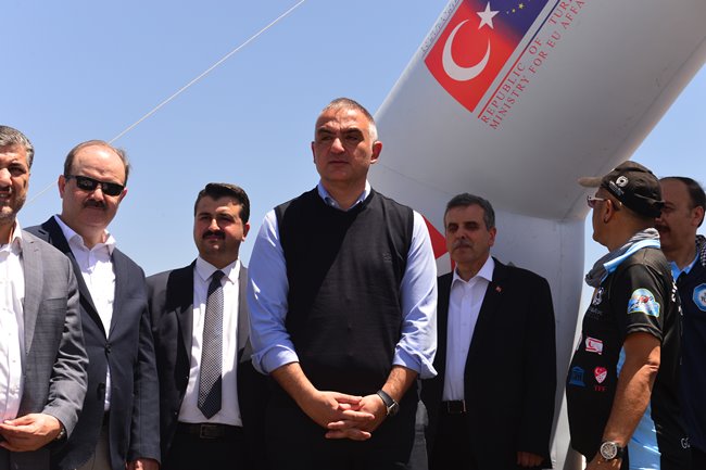 Doğu-Batı Dostluk ve Barış Rallisi Start Aldı