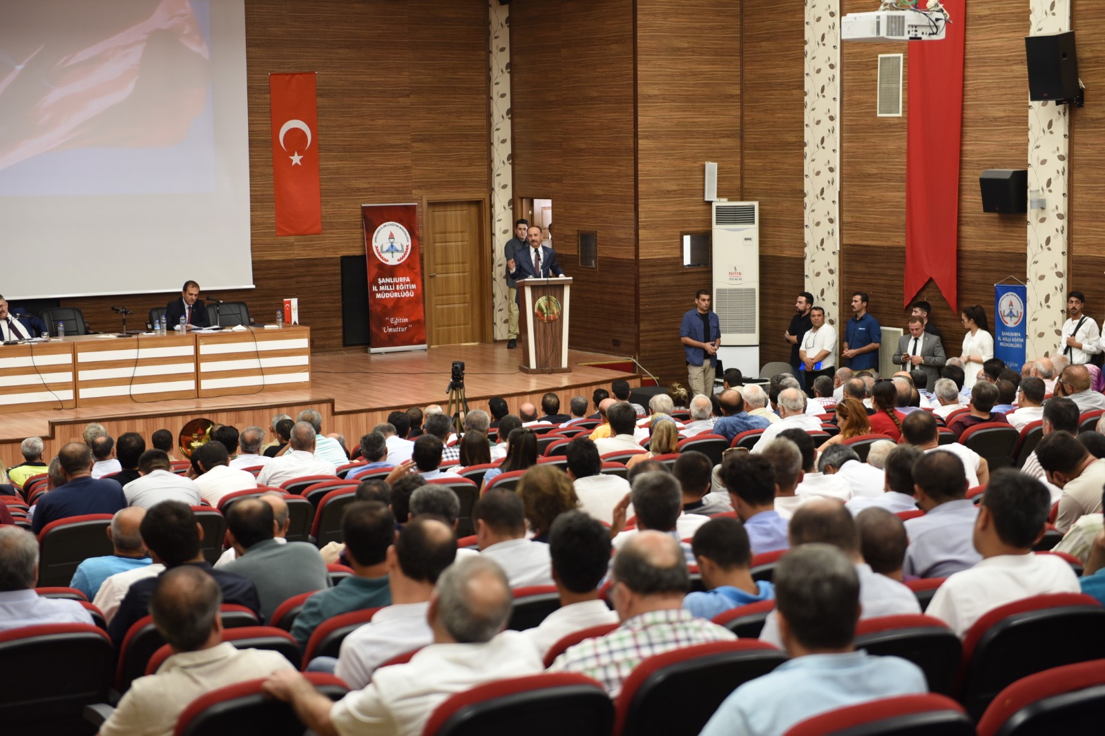 Vali Erin Okullar İçin Uyardı