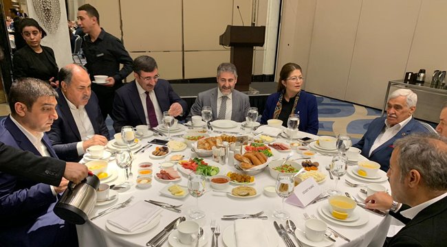 Polat İstanbul'da Seçim Startı Verdi