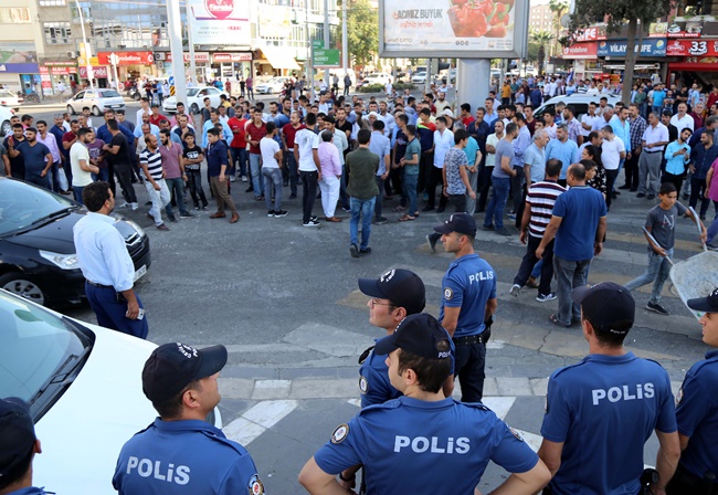 Fotoğraflarla Urfadaki Suriyeli Gerginliği