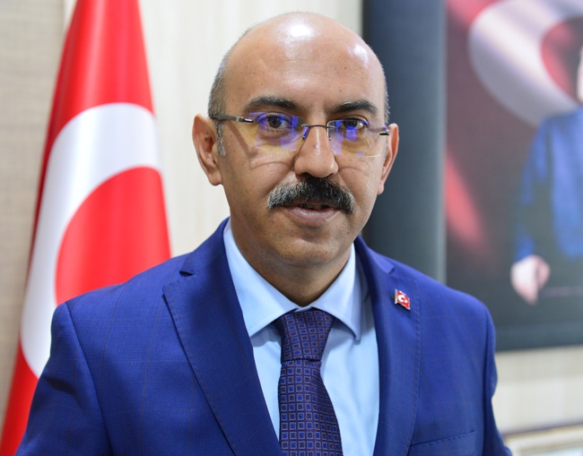 "Köylü kızlar" gol yemeden namağlup şampiyon oldu