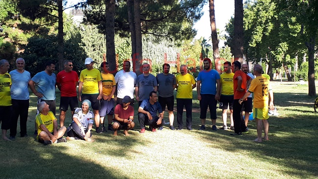 Gençlere taş çıkartıyorlar