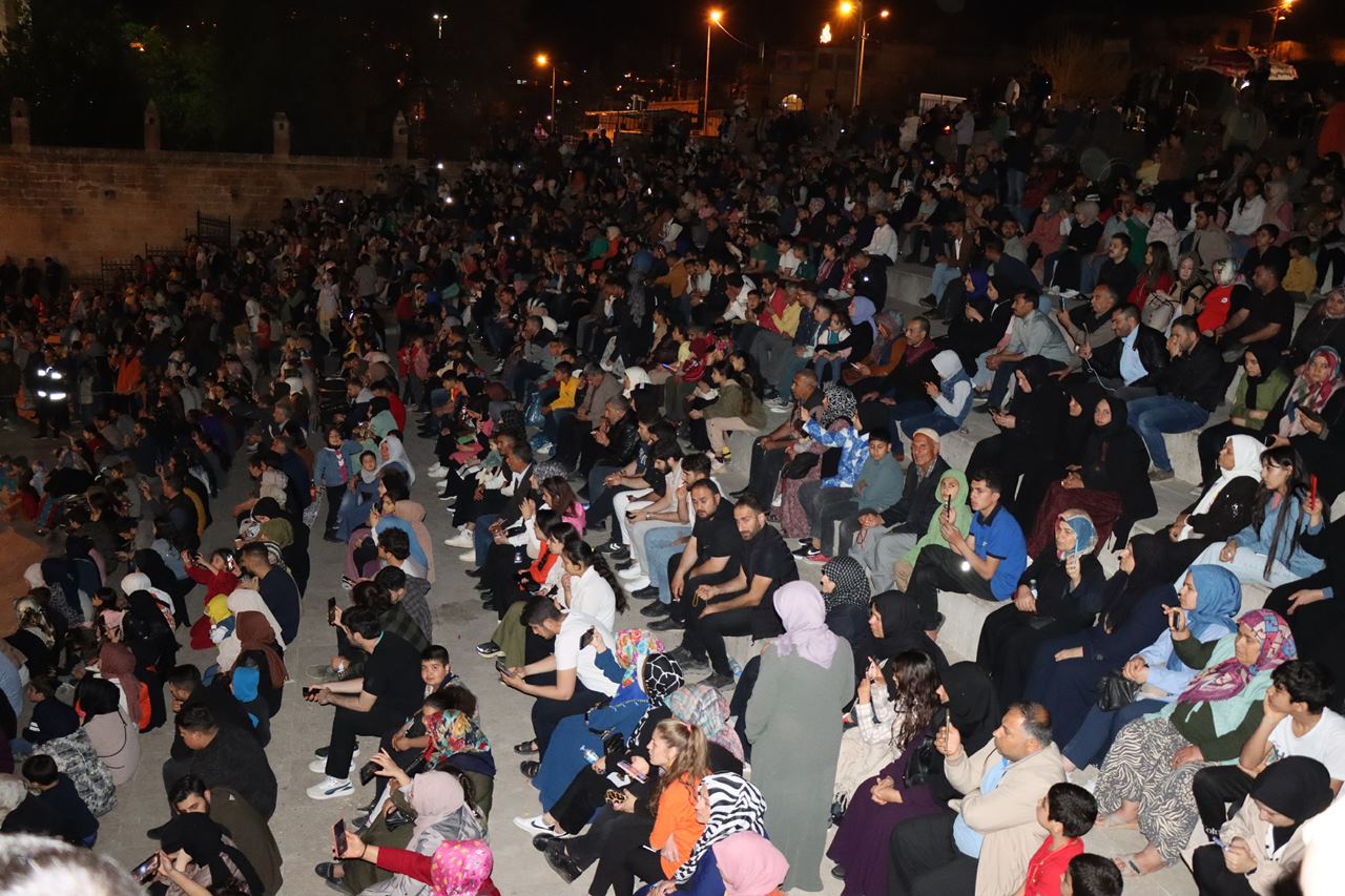 GRUP DERGÂH BALIKLIGÖL’DE İLAHİLERİYLE MEST ETTİ