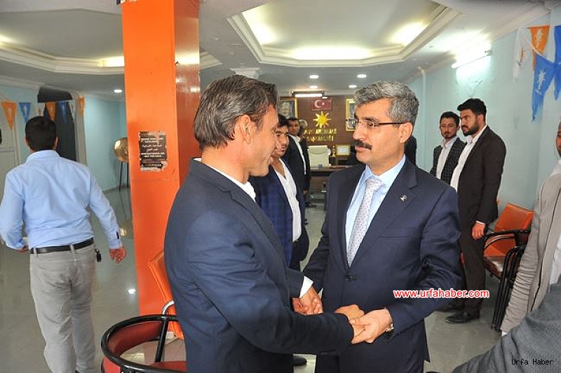 Bağlı, ilçelere çıkarma yaptı