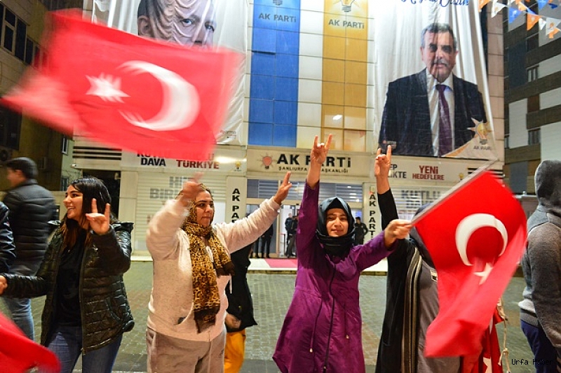 Şanlıurfa'da seçim kutlaması
