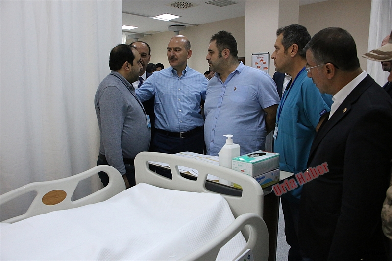 İçişleri Bakanı Soylu'dan yaralı vatandaşlara ziyaret