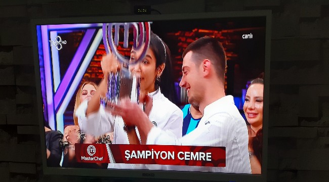 Zafer Urfa'lı Cemre'nin Oldu
