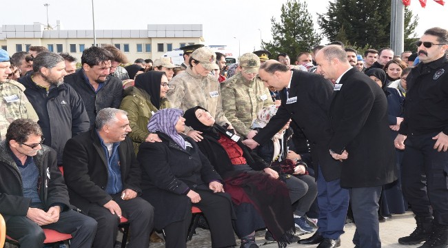 Urfa Şehitlerini Uğurladı