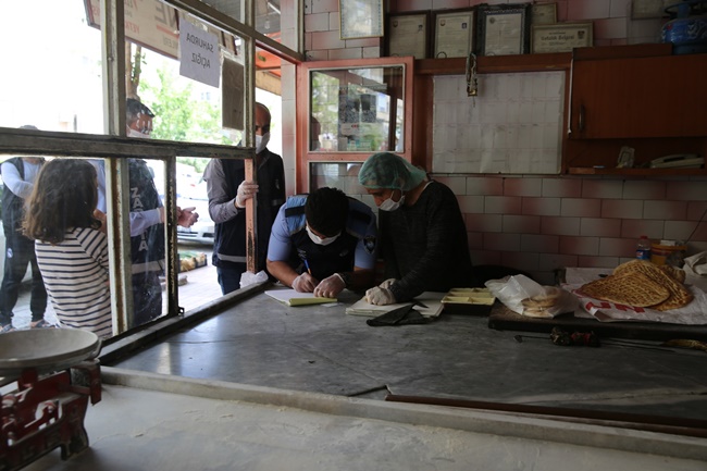 Haliliye Fırın ve Marketleri Denetledi