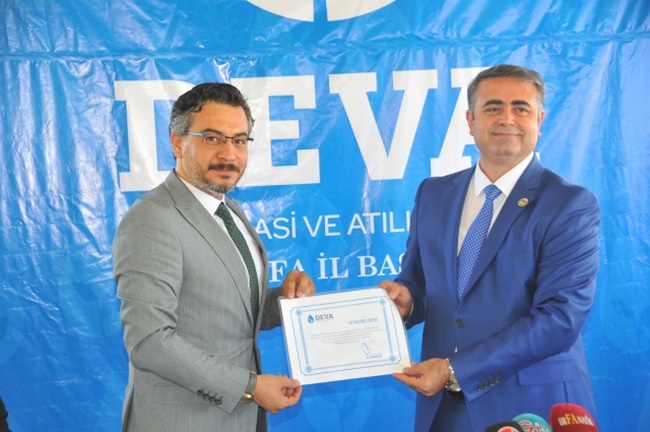 DEVA Partisi Urfa İl kurucularına belgeleri verildi