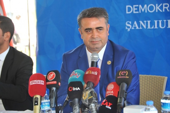 DEVA Partisi Urfa İl kurucularına belgeleri verildi