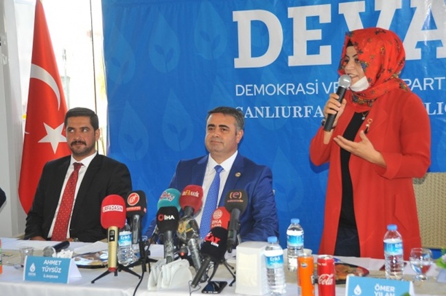 DEVA Partisi Urfa İl kurucularına belgeleri verildi