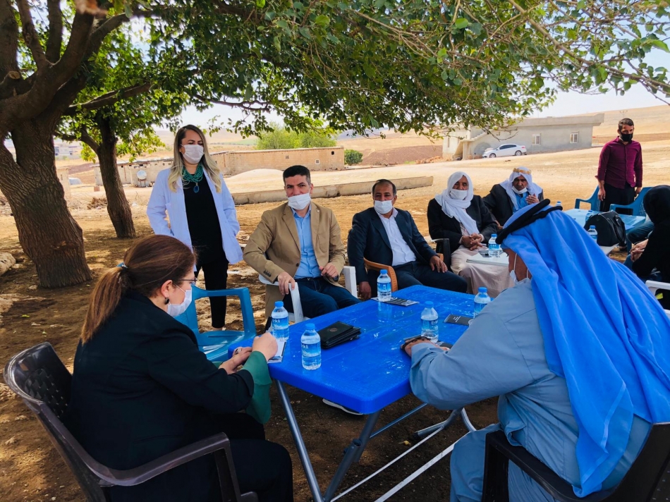 Polat Çiftçilerin toplantısına katıldı sorunlarını dinledi