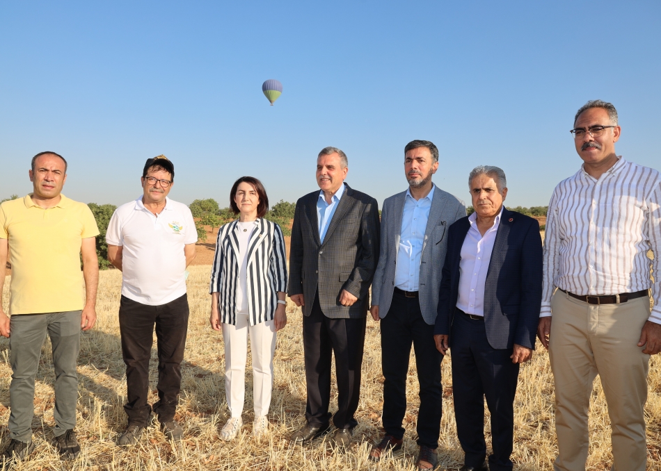 Göbeklitepe'de Sıcak Hava Balon Uçuşları Başladı