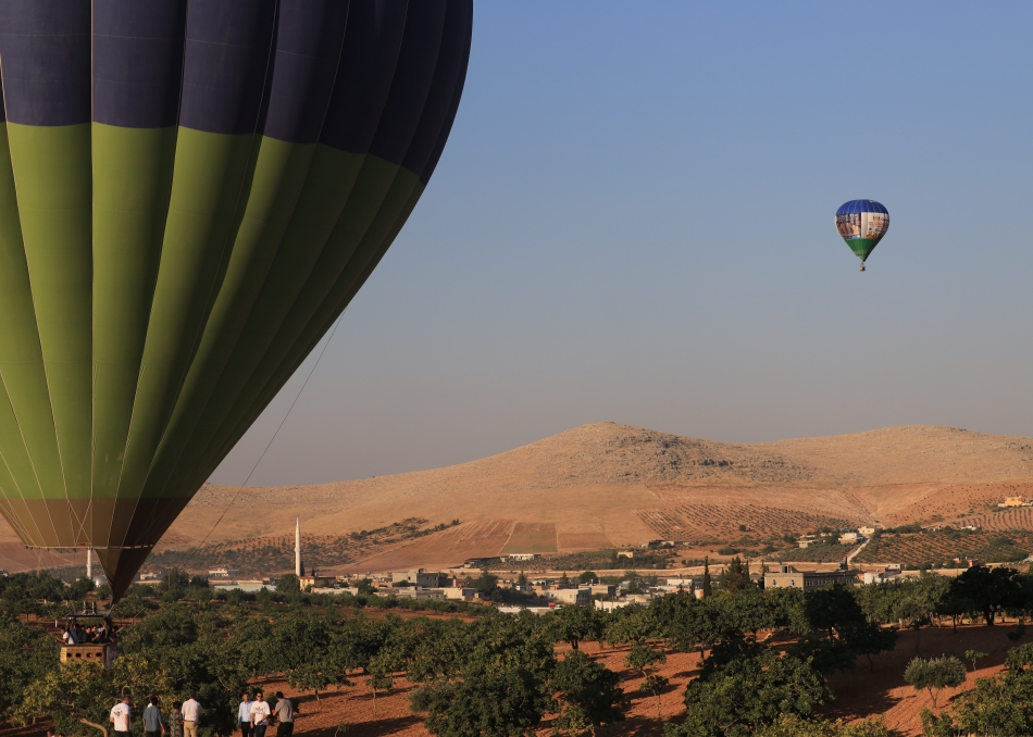 Göbeklitepe'de Sıcak Hava Balon Uçuşları Başladı