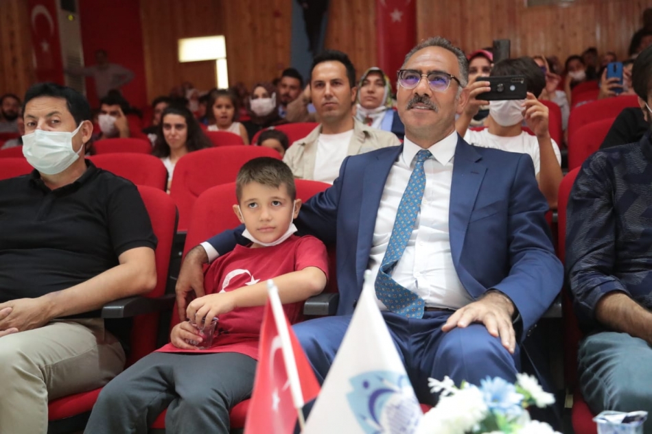 Başkan Kuş, Eyyübiyeli Çocukları Yalnız Bırakmadı